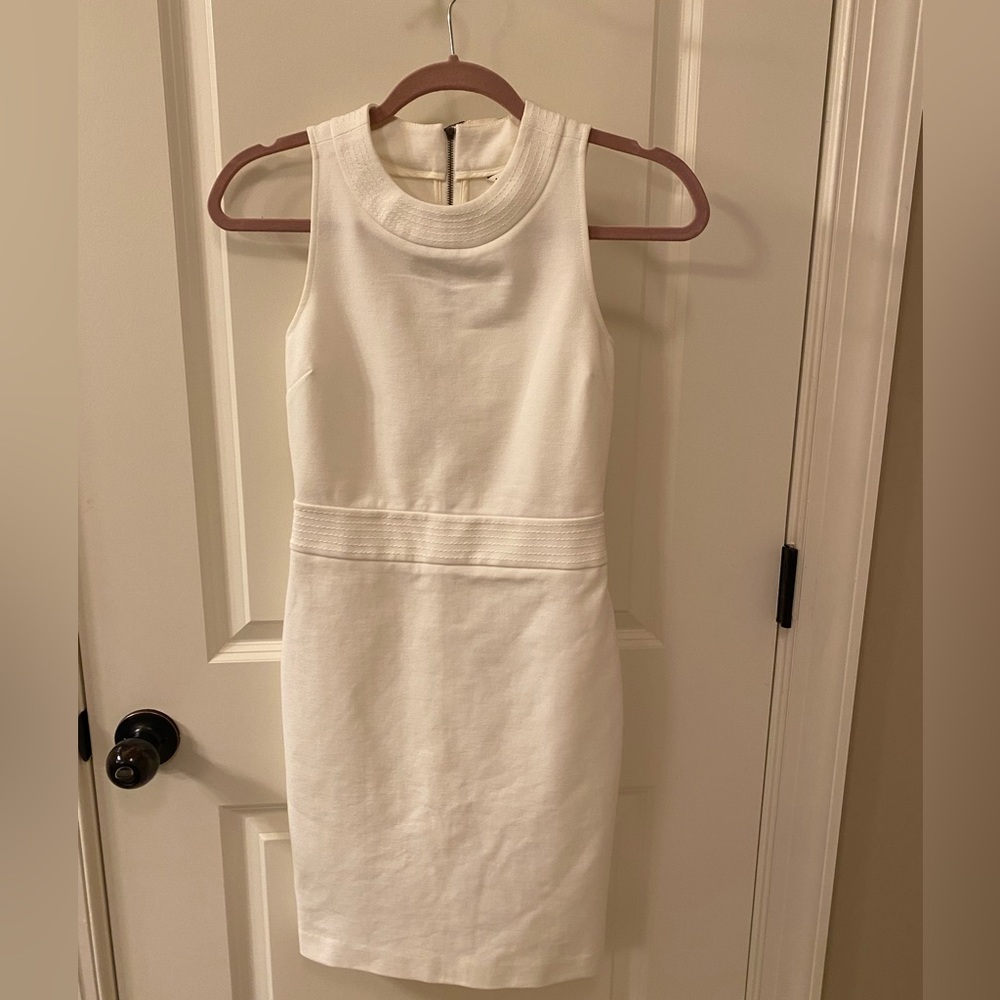 Banana Republic NWOT Dress White Size 00P Never Worn